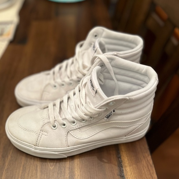 Women’s White High-Top Vans - Picture 6 of 10
